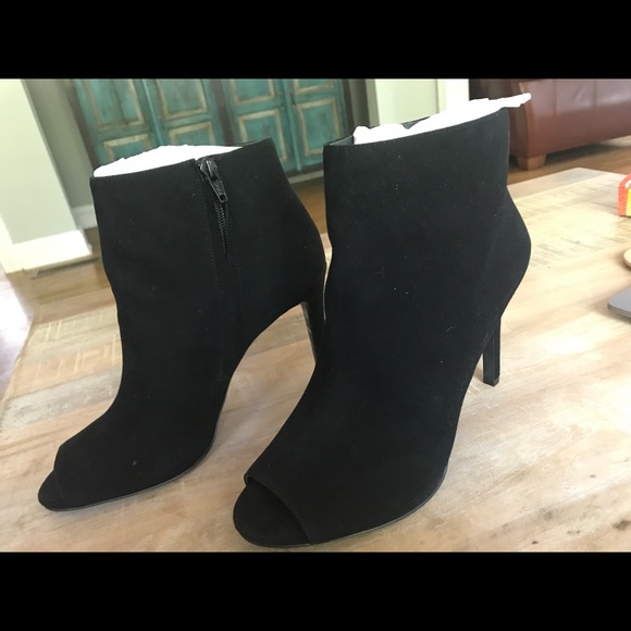 Michael Kors Suede Peep Toe Booties 9.5 - Picture 2 of 8